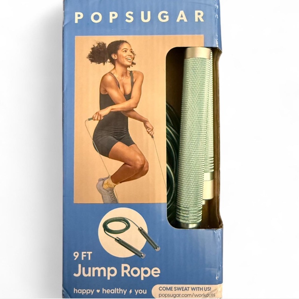POPSUGAR Adjustable Jump Rope in Green and Gold